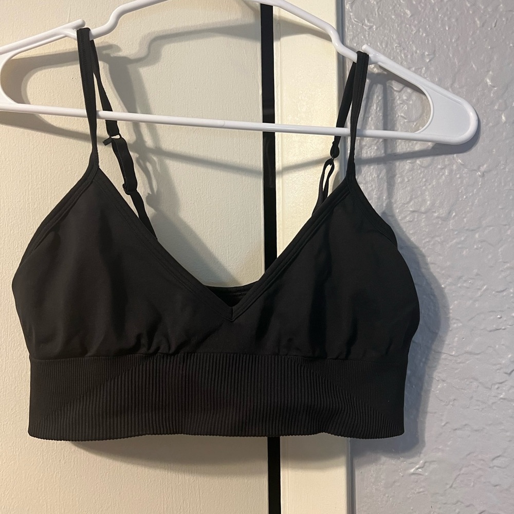 Lululemon Ebb to Street Sports Bra